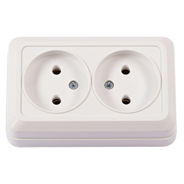 Розетка LUXEL Опера 2-я накладная 2007 белый — строительные материалы для мастеров и прорабов | Dirom